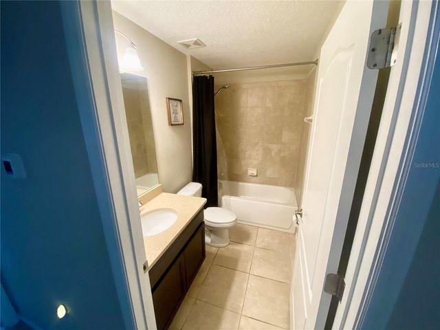 12 SQUADRON PLACE, Palm Coast, FL 32164