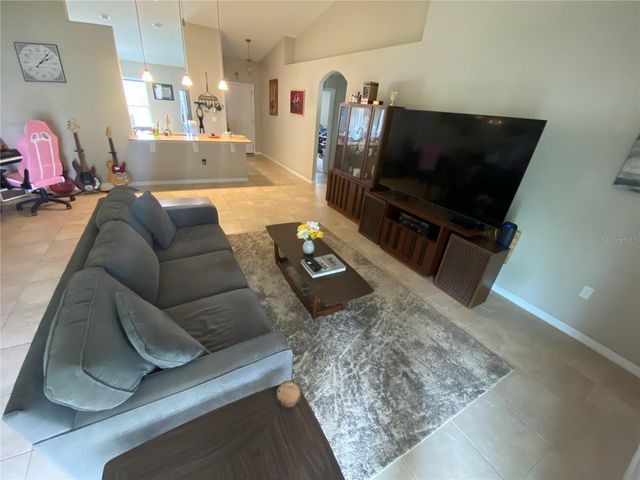 12 SQUADRON PLACE, Palm Coast, FL 32164