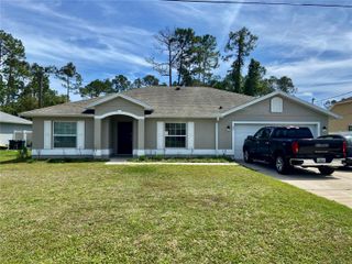 12 SQUADRON PLACE, Palm Coast, FL 32164