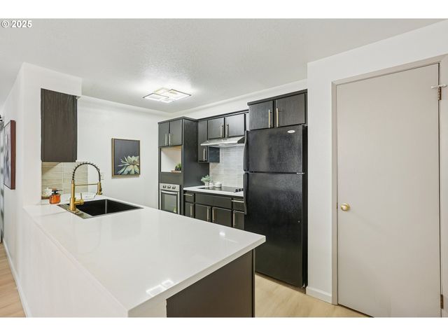 1750 Nw 143rd Ave, Portland, OR 97229