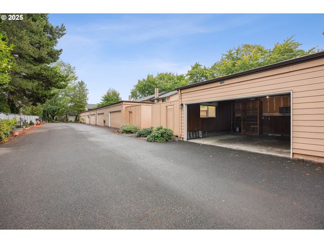 1750 Nw 143rd Ave, Portland, OR 97229
