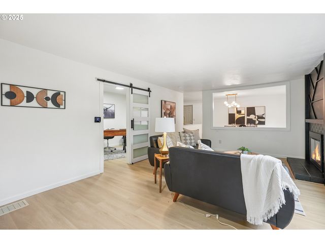 1750 Nw 143rd Ave, Portland, OR 97229