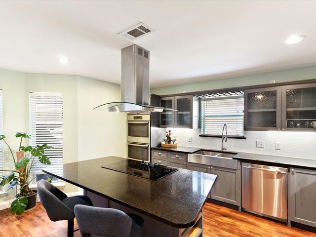 8002 Blue Duck Trail, Arlington, TX 76002