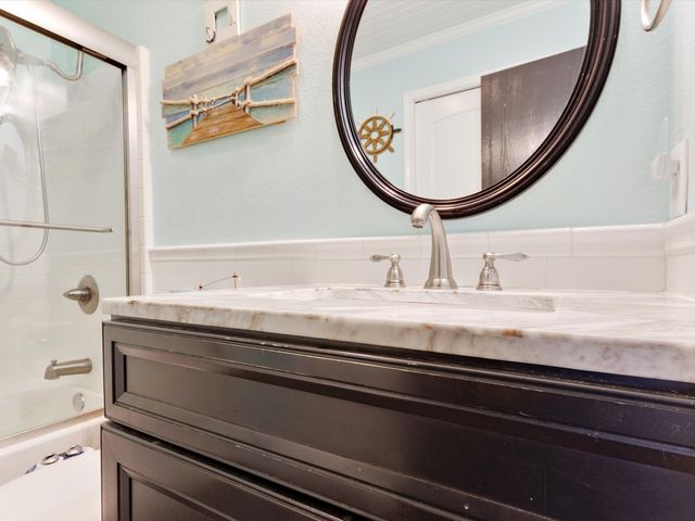 8002 Blue Duck Trail, Arlington, TX 76002