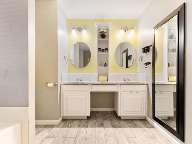8002 Blue Duck Trail, Arlington, TX 76002