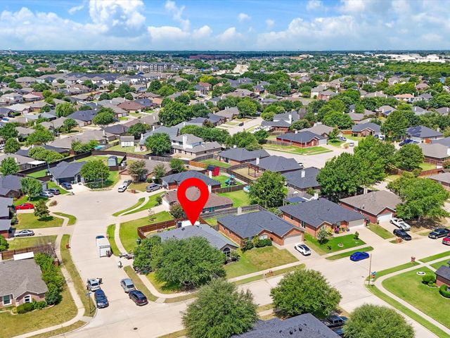 8002 Blue Duck Trail, Arlington, TX 76002