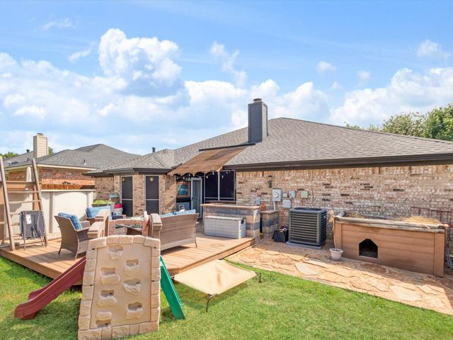 8002 Blue Duck Trail, Arlington, TX 76002