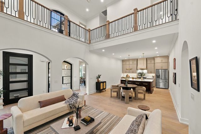 812 N 6th St, Nashville, TN 37207