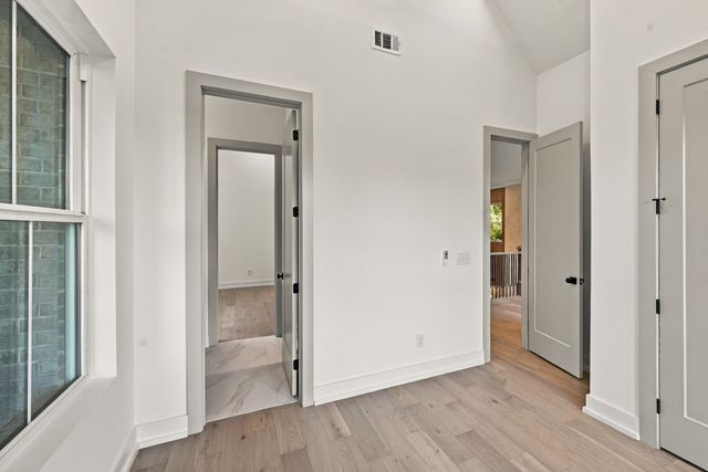 812 N 6th St, Nashville, TN 37207