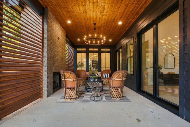 812 N 6th St, Nashville, TN 37207