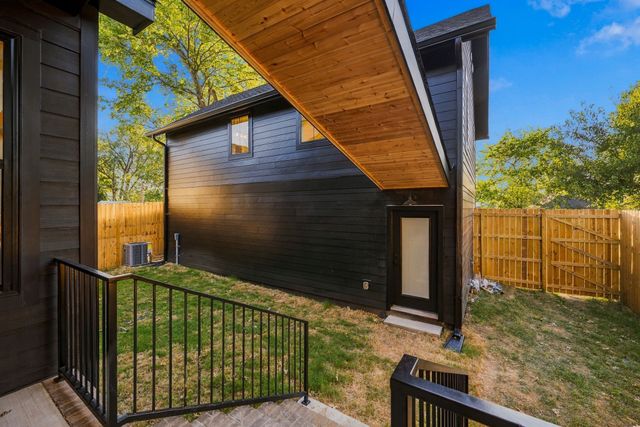 812 N 6th St, Nashville, TN 37207