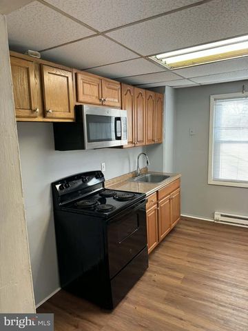 220 NEW ST, Coatesville, PA 19320