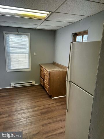 220 NEW ST, Coatesville, PA 19320