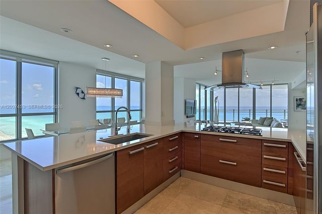 3535 S Ocean Drive 2002, Hollywood, FL 33019