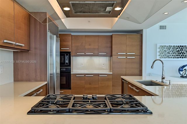 3535 S Ocean Drive 2002, Hollywood, FL 33019