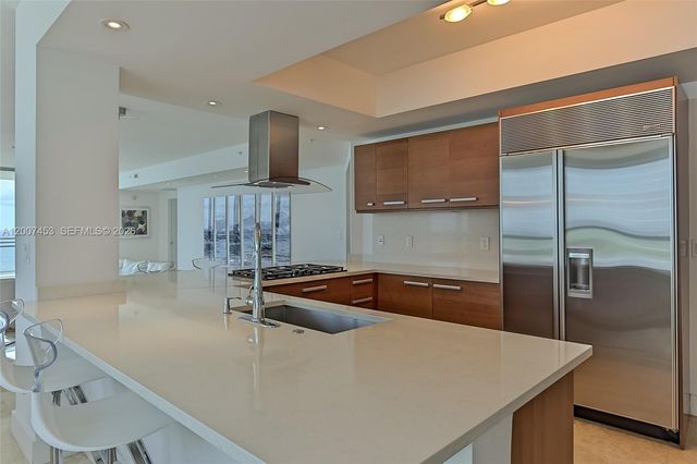 3535 S Ocean Drive 2002, Hollywood, FL 33019
