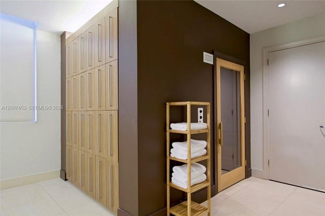 3535 S Ocean Drive 2002, Hollywood, FL 33019