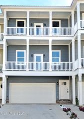 82 Oak Alley Lane, Long Beach, MS 39560