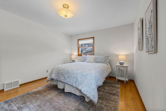 3617 Coolidge Street NE, Saint Anthony, MN 55418