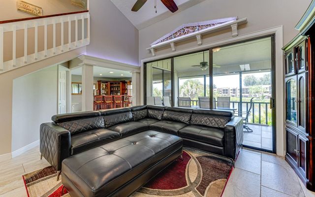 5369 LAKE ARROWHEAD TRAIL 17A, Sarasota, FL 34231