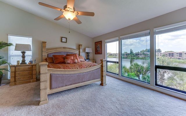 5369 LAKE ARROWHEAD TRAIL 17A, Sarasota, FL 34231