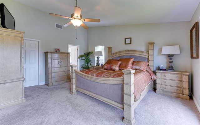 5369 LAKE ARROWHEAD TRAIL 17A, Sarasota, FL 34231