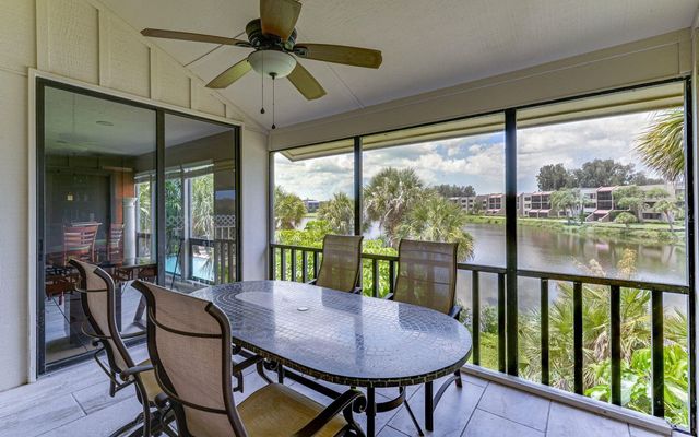 5369 LAKE ARROWHEAD TRAIL 17A, Sarasota, FL 34231