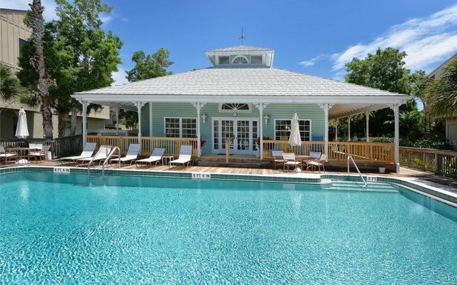 5369 LAKE ARROWHEAD TRAIL 17A, Sarasota, FL 34231