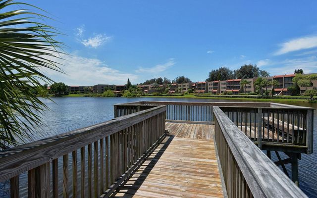 5369 LAKE ARROWHEAD TRAIL 17A, Sarasota, FL 34231