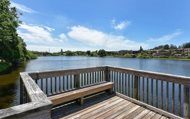 5369 LAKE ARROWHEAD TRAIL 17A, Sarasota, FL 34231