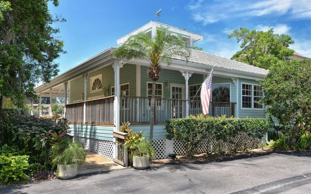 5369 LAKE ARROWHEAD TRAIL 17A, Sarasota, FL 34231