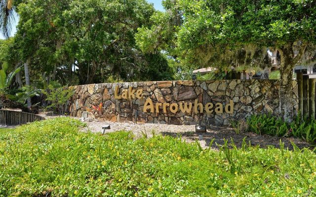 5369 LAKE ARROWHEAD TRAIL 17A, Sarasota, FL 34231