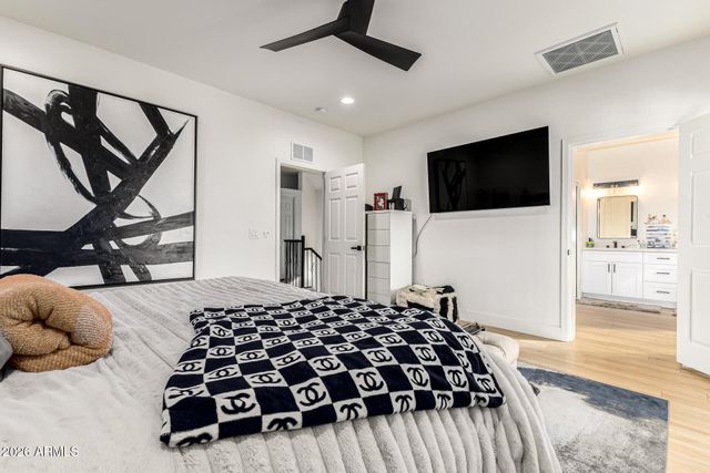 2707 W LAMAR Road, Phoenix, AZ 85017