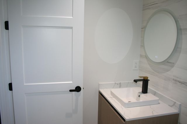 20 Coral Drive, Key Largo, FL 33037