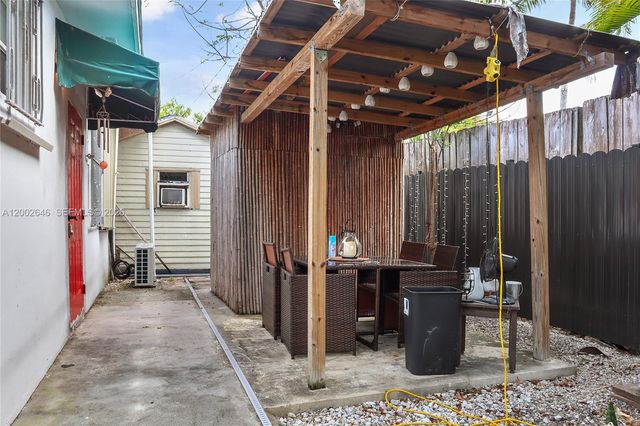 619 SW 39th Ave, Miami, FL 33134