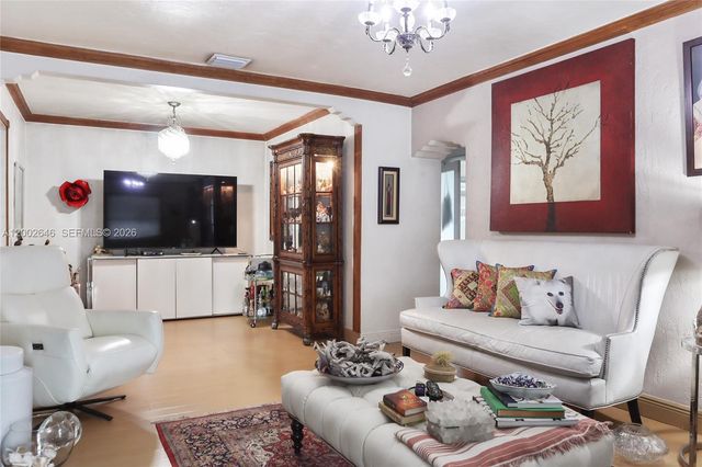 619 SW 39th Ave, Miami, FL 33134