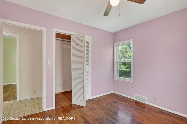 400 W Jefferson Street, Grand Ledge, MI 48837