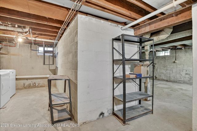 400 W Jefferson Street, Grand Ledge, MI 48837