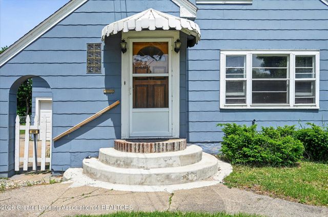 400 W Jefferson Street, Grand Ledge, MI 48837