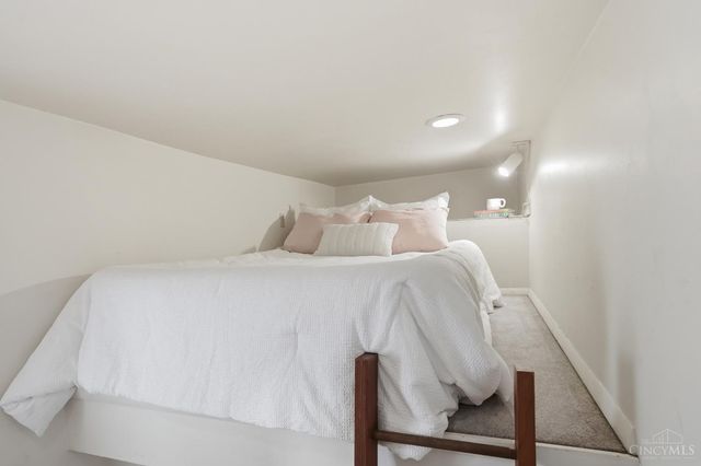 2605 Eden Avenue, Cincinnati, OH 45219