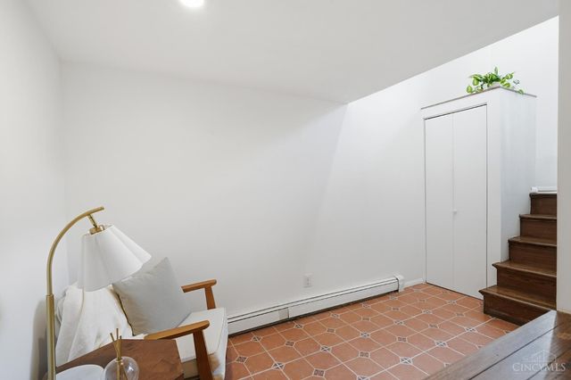 2605 Eden Avenue, Cincinnati, OH 45219