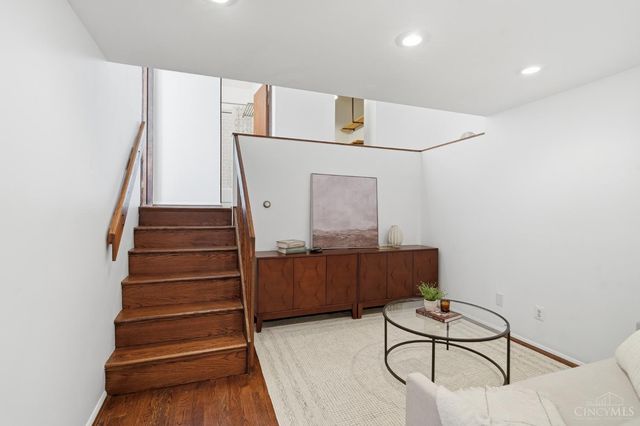 2605 Eden Avenue, Cincinnati, OH 45219