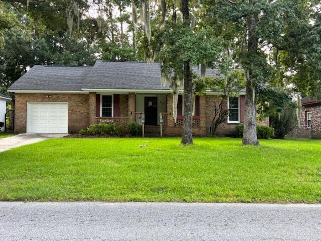 217 Beverly Drive, Ladson, SC 29456