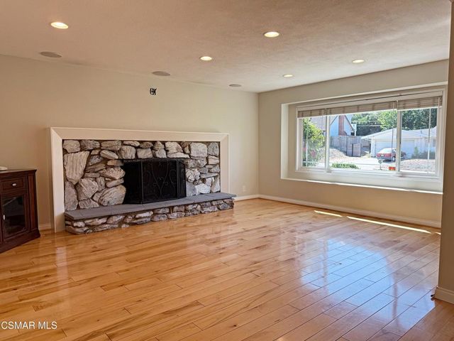2257 Hood Drive, Thousand Oaks, CA 91362