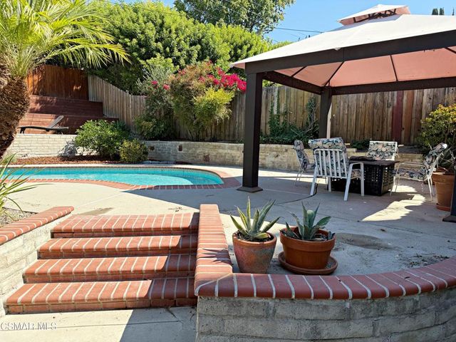 2257 Hood Drive, Thousand Oaks, CA 91362
