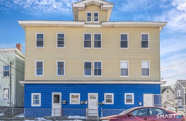 1220 Pembroke Street 1R, Bridgeport, CT 06608