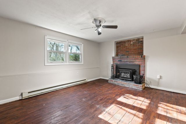 77 Vermont Drive, Bristol, CT 06010