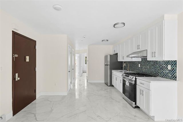 107-47 49th Ave, Corona, NY 11368