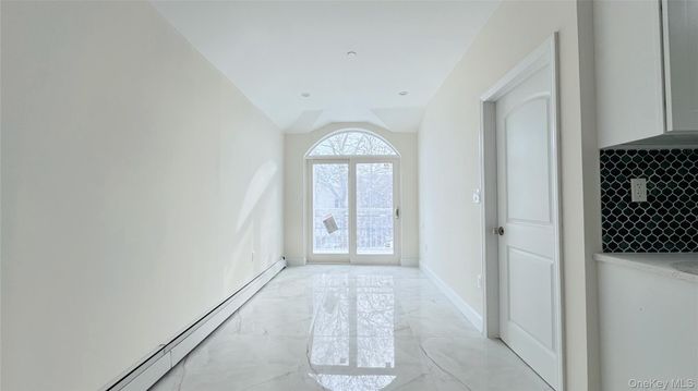 107-47 49th Ave, Corona, NY 11368