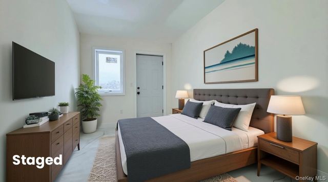 107-47 49th Ave, Corona, NY 11368